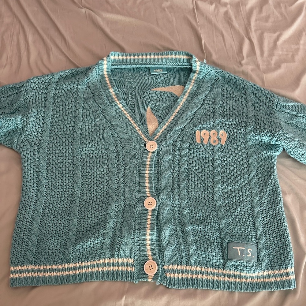 1989 Taylor Swift Cardigan
